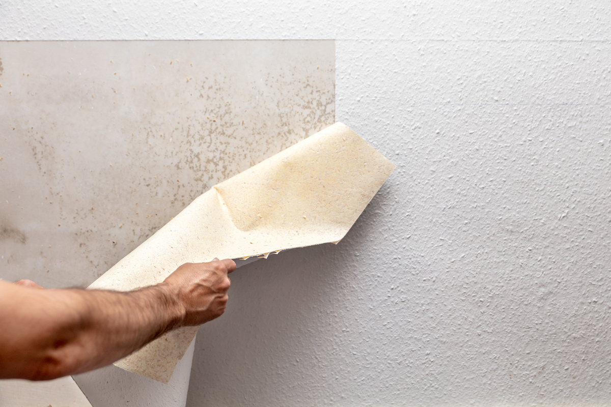 How to Remove Wallpaper with Ease